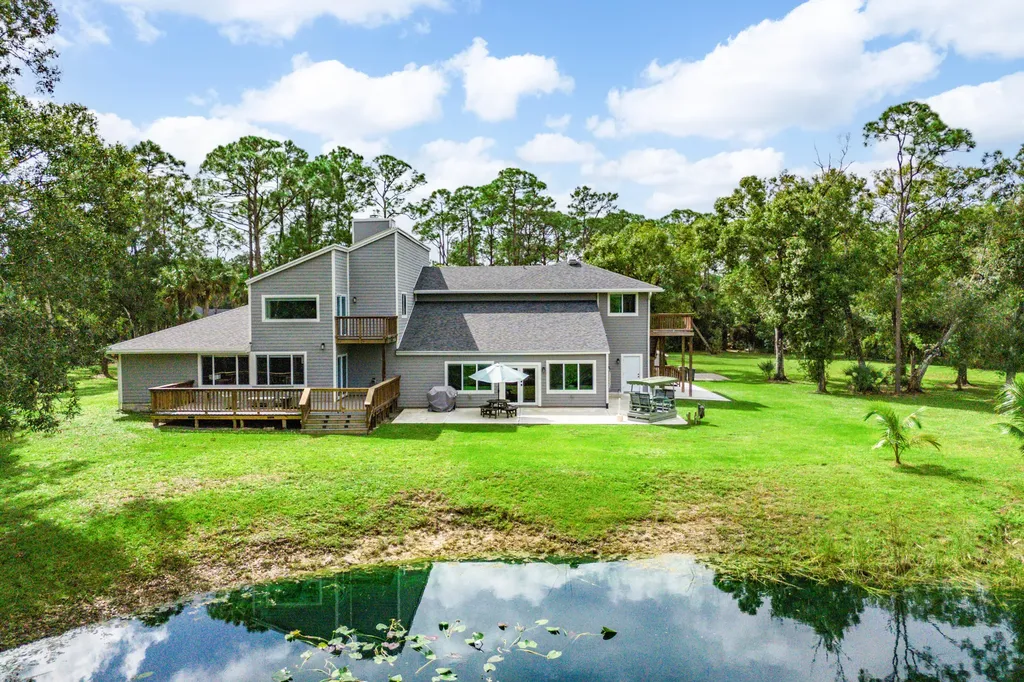 12151 Old Indiantown Road Jupiter FL 33478