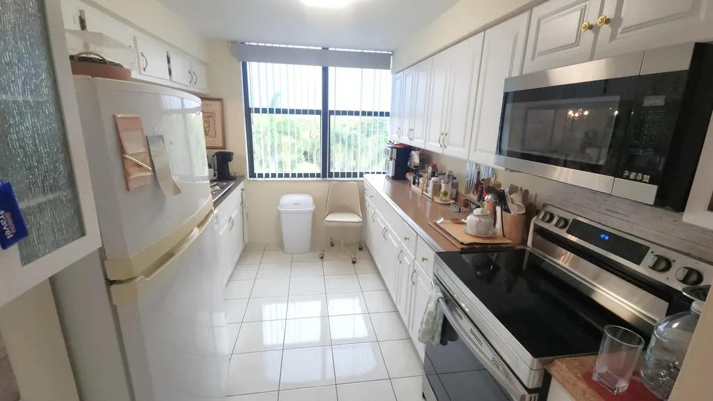 2455 Lindell Boulevard Delray Beach FL 33444