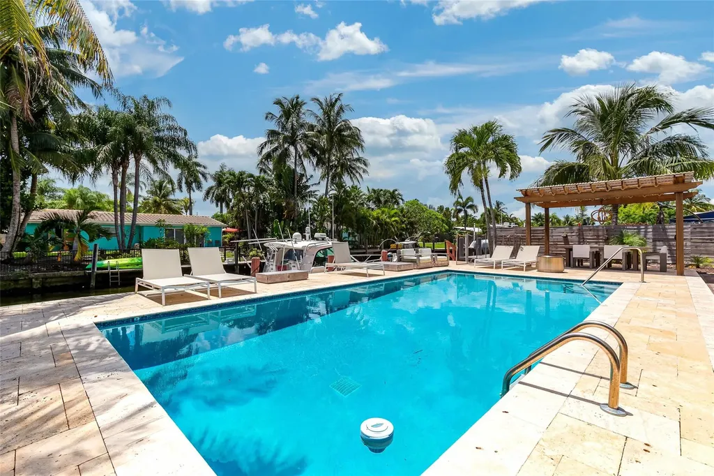 1704 SW 4th Court Fort Lauderdale FL 33312