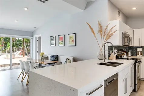 1704 SW 4th Court Fort Lauderdale FL 33312