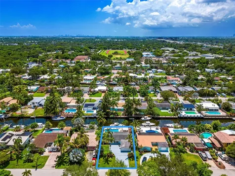 1704 SW 4th Court Fort Lauderdale FL 33312
