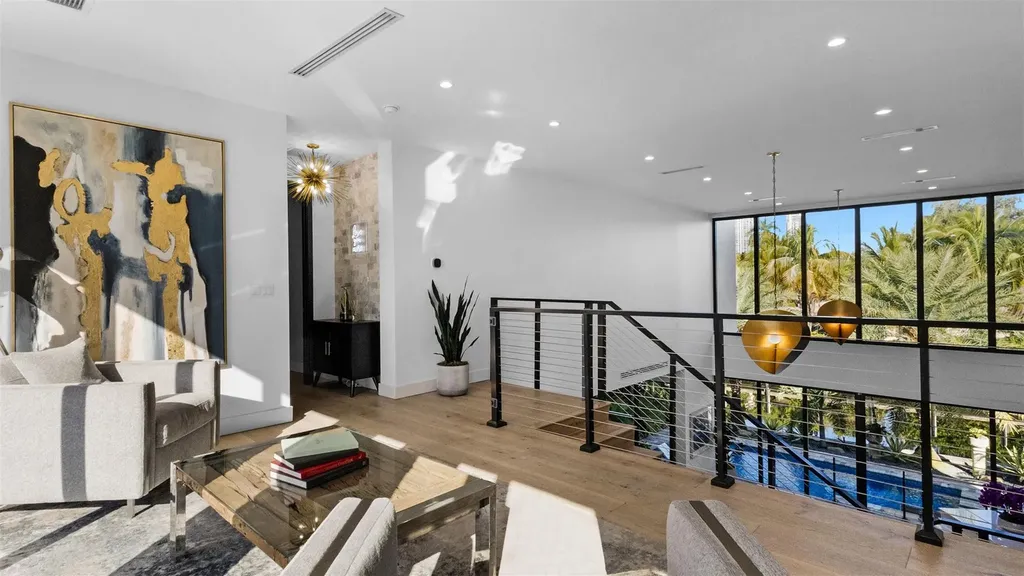 823 Ponce De Leon Drive Fort Lauderdale FL 33316