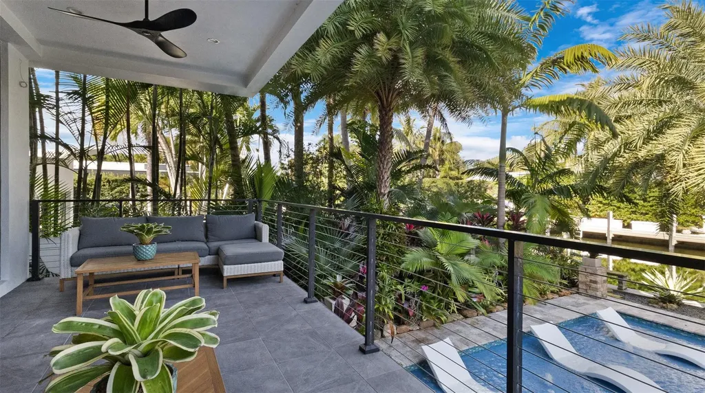 823 Ponce De Leon Drive Fort Lauderdale FL 33316