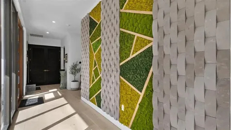 823 Ponce De Leon Drive Fort Lauderdale FL 33316