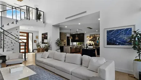 823 Ponce De Leon Drive Fort Lauderdale FL 33316