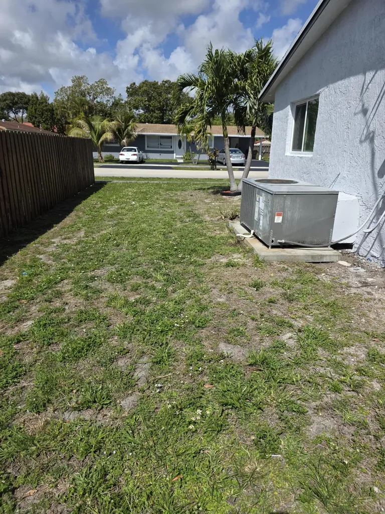 4010 NE 6th Avenue Deerfield Beach FL 33064