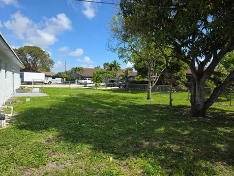 4010 NE 6th Avenue Deerfield Beach FL 33064