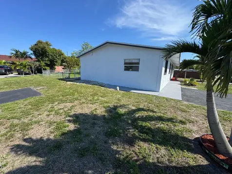 4010 NE 6th Avenue Deerfield Beach FL 33064