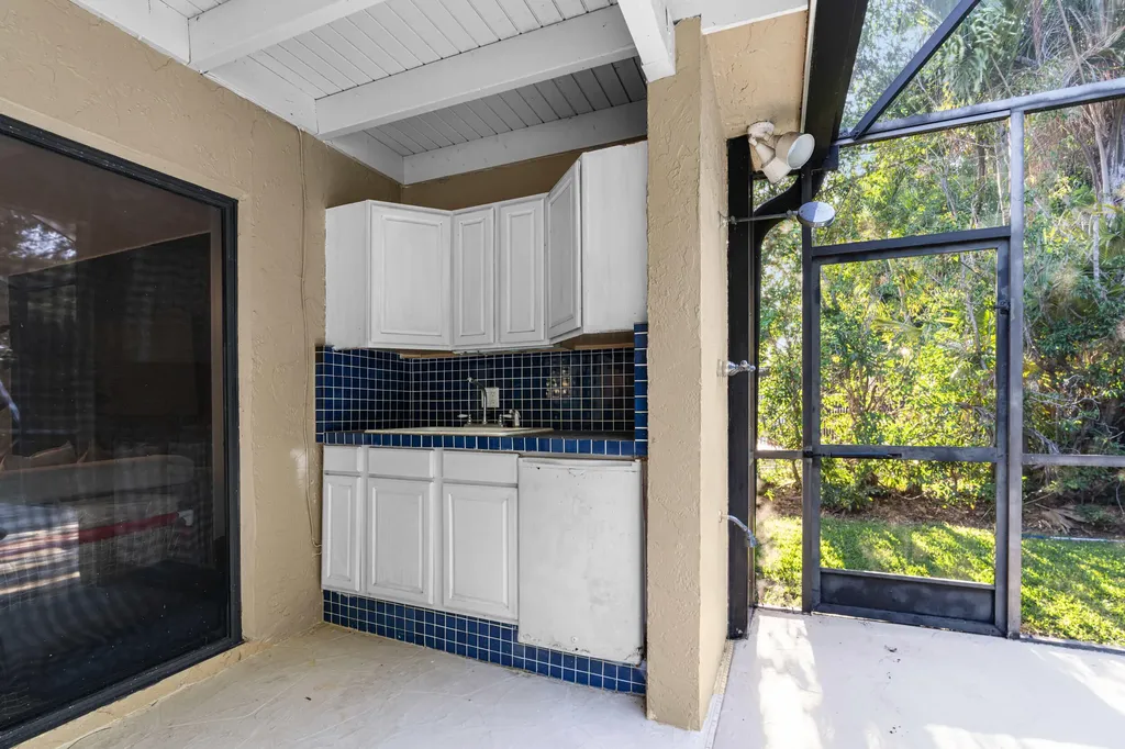 10264 Crosswind Road Boca Raton FL 33498