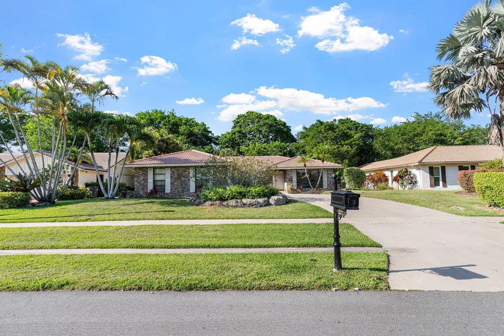 10264 Crosswind Road Boca Raton FL 33498