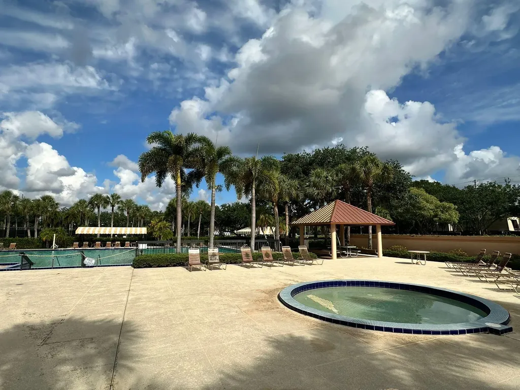 5718 57th Way West Palm Beach FL 33409