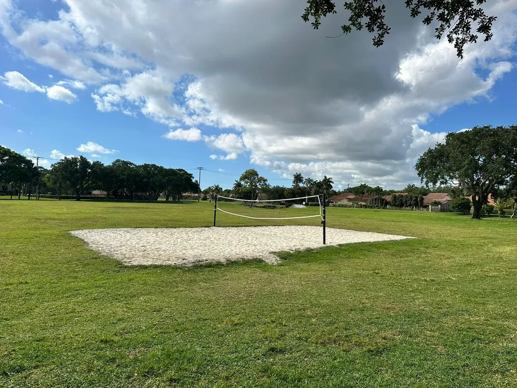 5718 57th Way West Palm Beach FL 33409