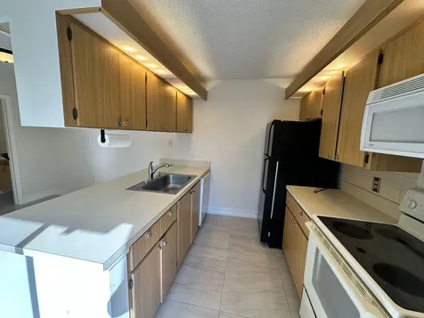 5718 57th Way West Palm Beach FL 33409