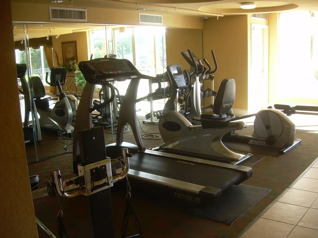 1000 Spanish River Road Boca Raton FL 33432