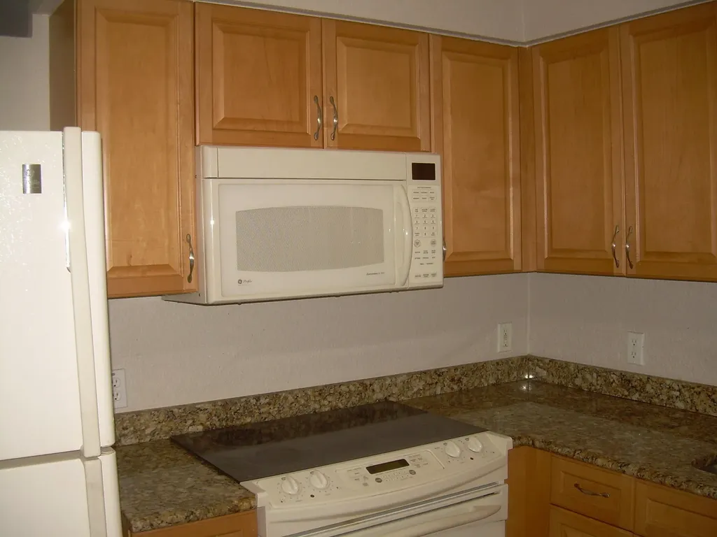 1000 Spanish River Road Boca Raton FL 33432