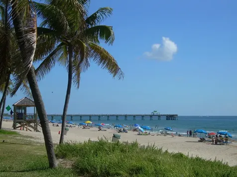 1000 Spanish River Road Boca Raton FL 33432