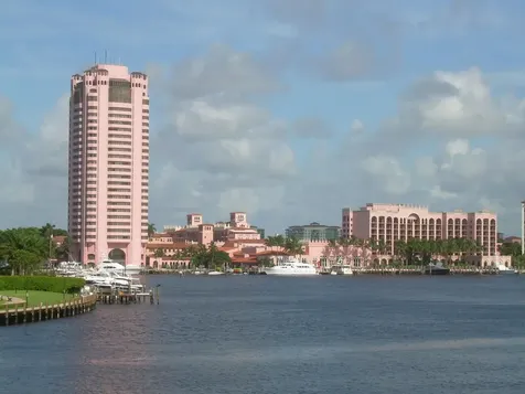 1000 Spanish River Road Boca Raton FL 33432
