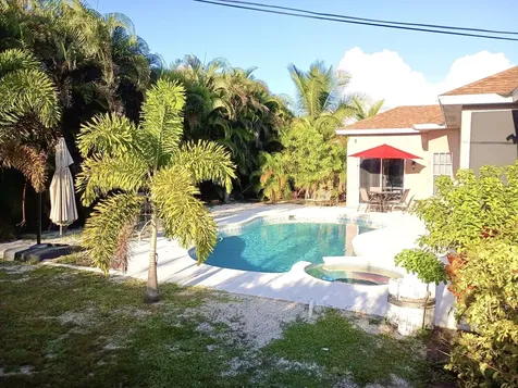 523 SW Gale Lane Port St Lucie FL 34953