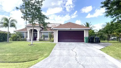 523 SW Gale Lane Port St Lucie FL 34953