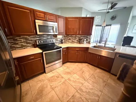 523 SW Gale Lane Port St Lucie FL 34953