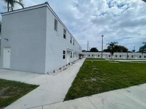 4393 Windsor Avenue West Palm Beach FL 33407