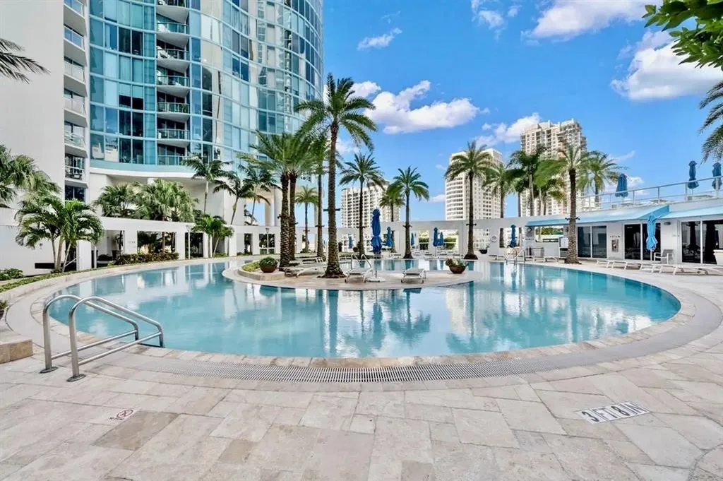 333 Las Olas Way Fort Lauderdale FL 33301