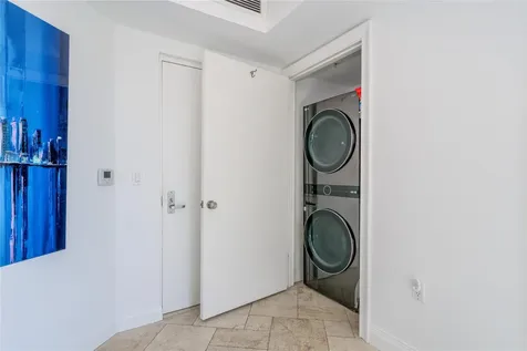 333 Las Olas Way Fort Lauderdale FL 33301