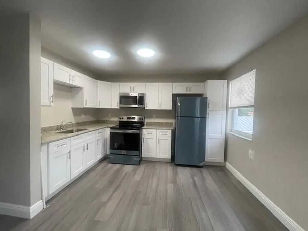 4393 Windsor Avenue West Palm Beach FL 33407