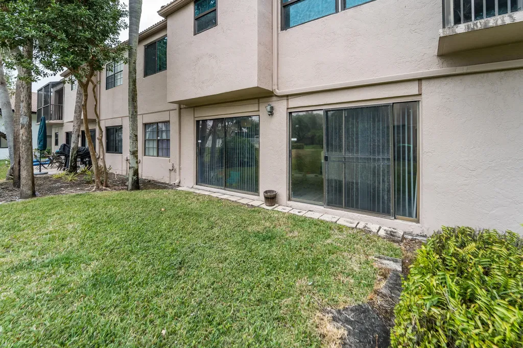 1672 Cypress Pointe Drive Coral Springs FL 33071