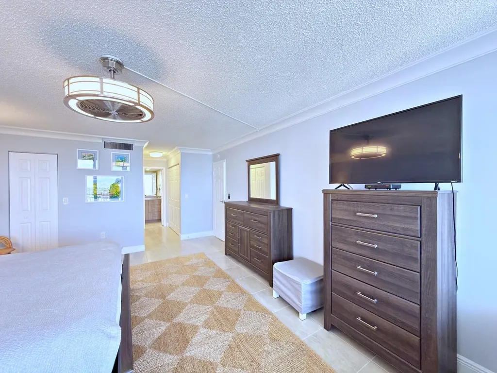 3546 S Ocean Boulevard South Palm Beach FL 33480