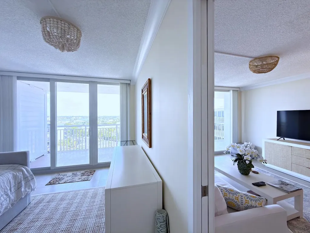 3546 S Ocean Boulevard South Palm Beach FL 33480