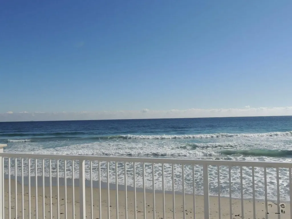 3546 S Ocean Boulevard South Palm Beach FL 33480