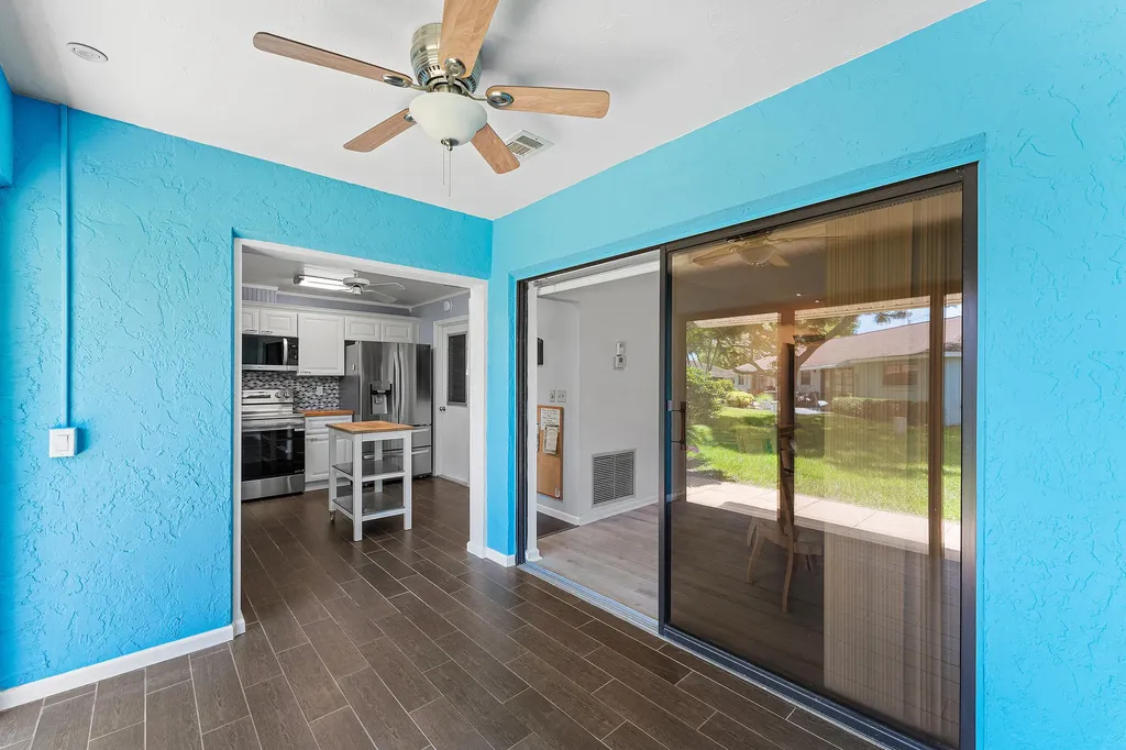 9890 Papaya Tree Trail Boynton Beach FL 33436