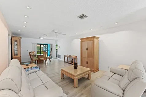 9890 Papaya Tree Trail Boynton Beach FL 33436