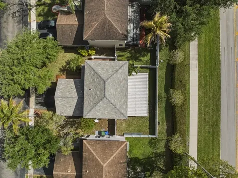310 NW 207th Way Pembroke Pines FL 33029
