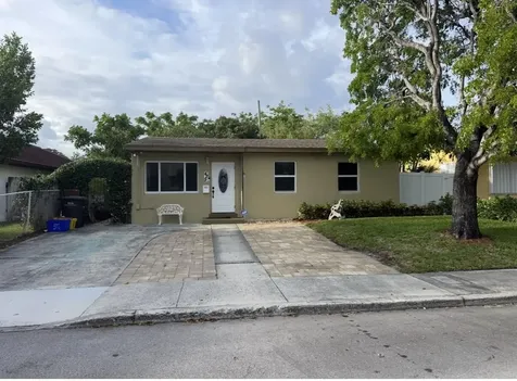 429 Summa Street West Palm Beach FL 33405