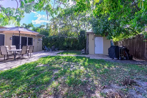 429 Summa Street West Palm Beach FL 33405