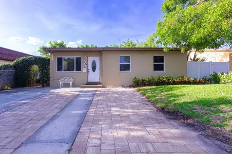 429 Summa Street West Palm Beach FL 33405