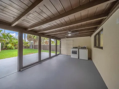 381 NE 43rd Court Oakland Park FL 33334