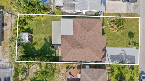 381 NE 43rd Court Oakland Park FL 33334