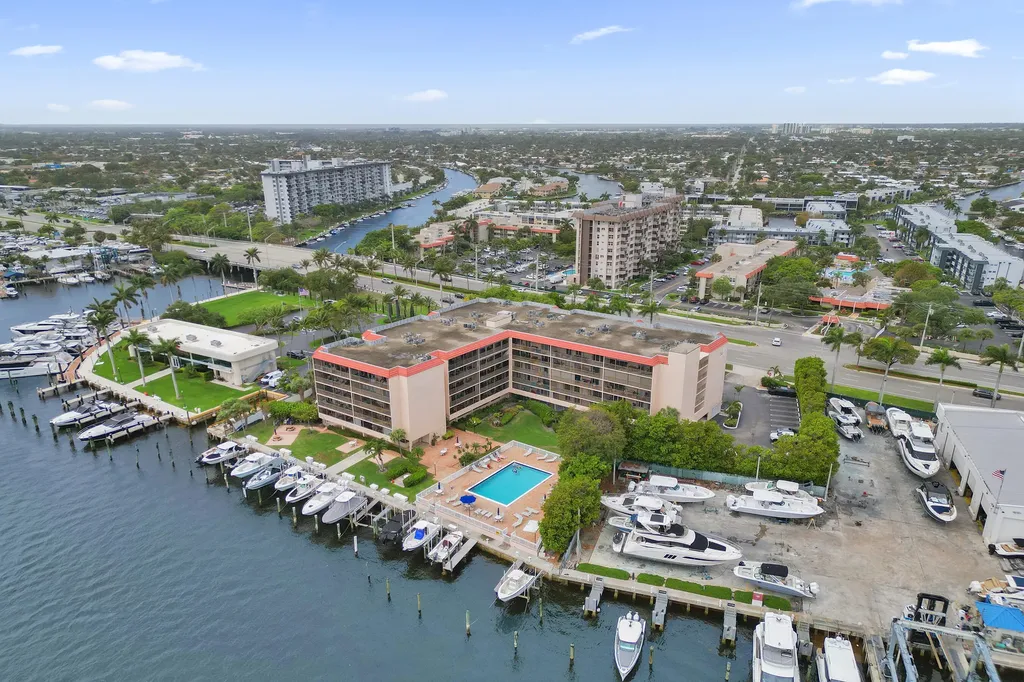 740 S Federal Highway Pompano Beach FL 33062