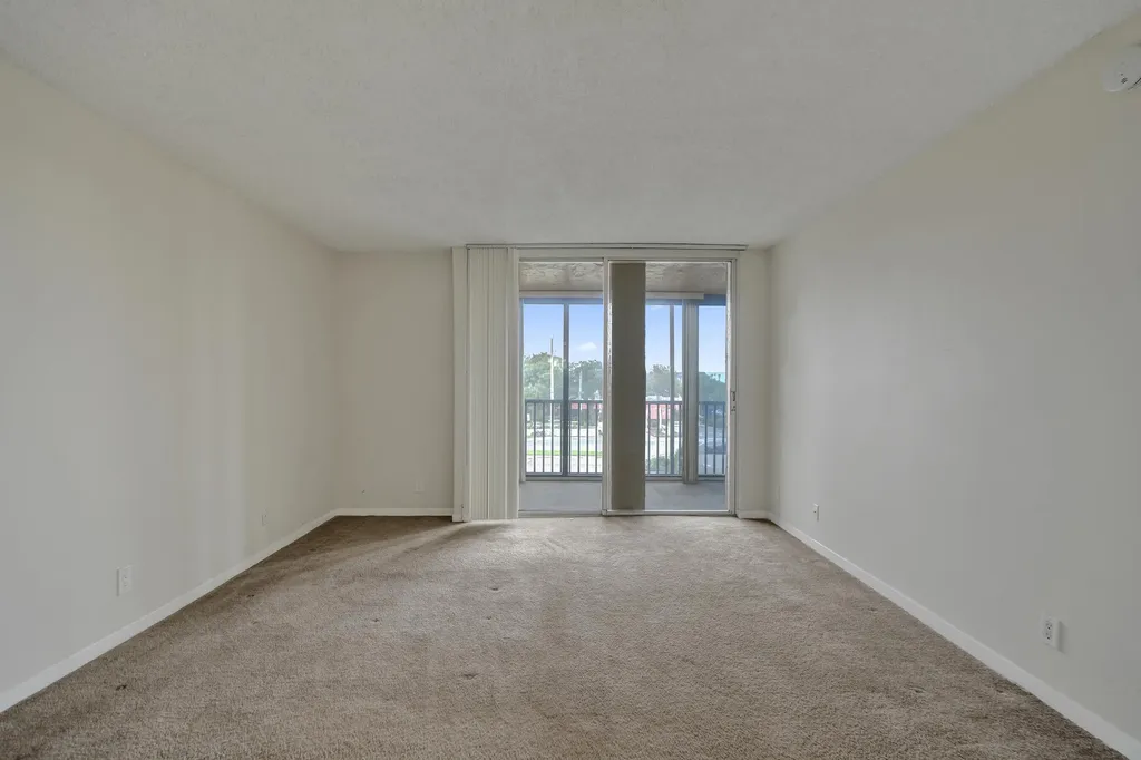 740 S Federal Highway Pompano Beach FL 33062