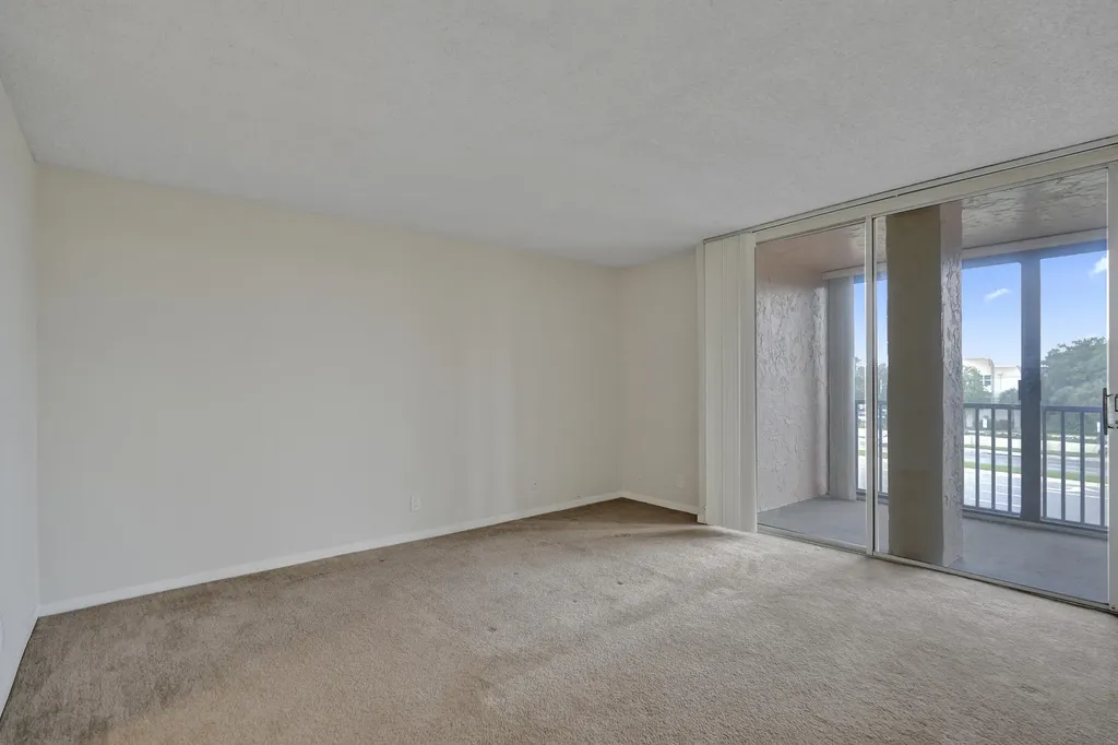 740 S Federal Highway Pompano Beach FL 33062