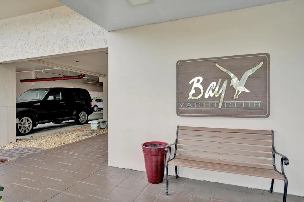 740 S Federal Highway Pompano Beach FL 33062