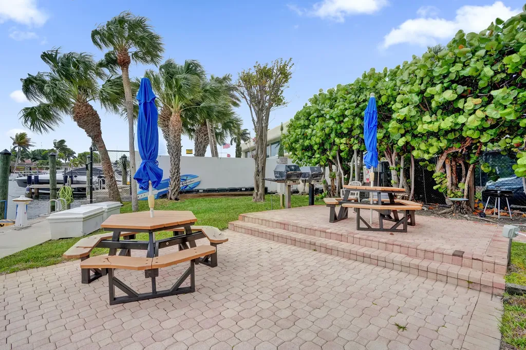 740 S Federal Highway Pompano Beach FL 33062