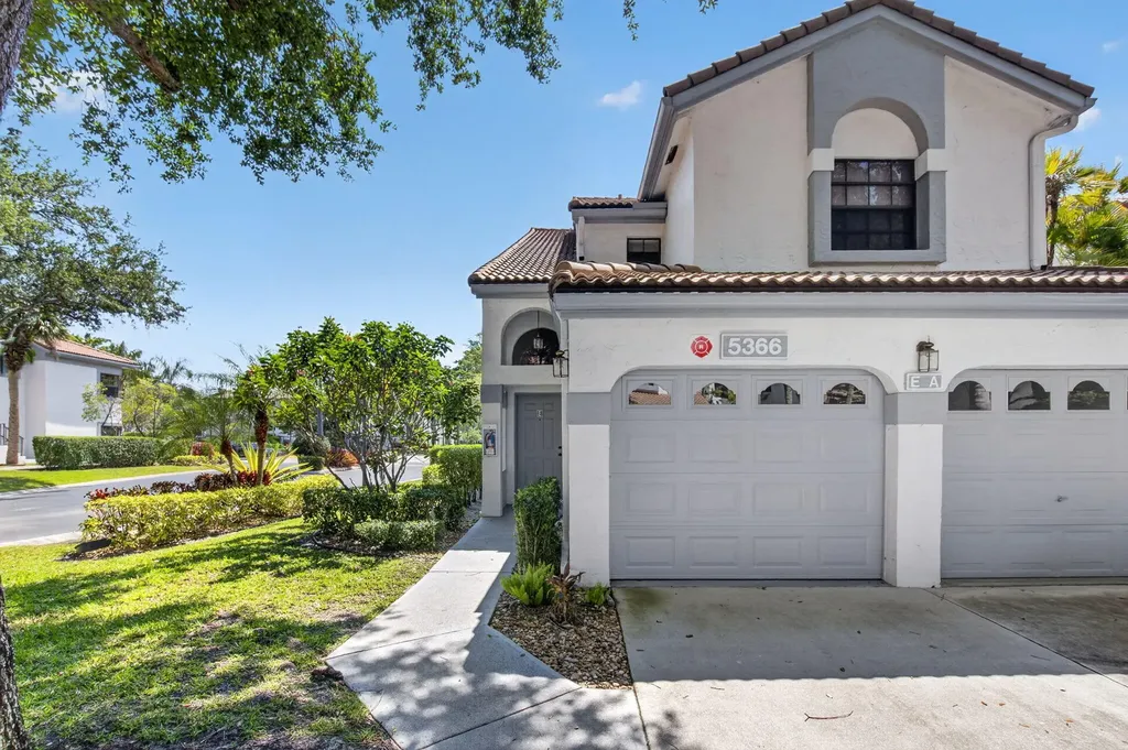 5366 Venetia Court Boynton Beach FL 33437