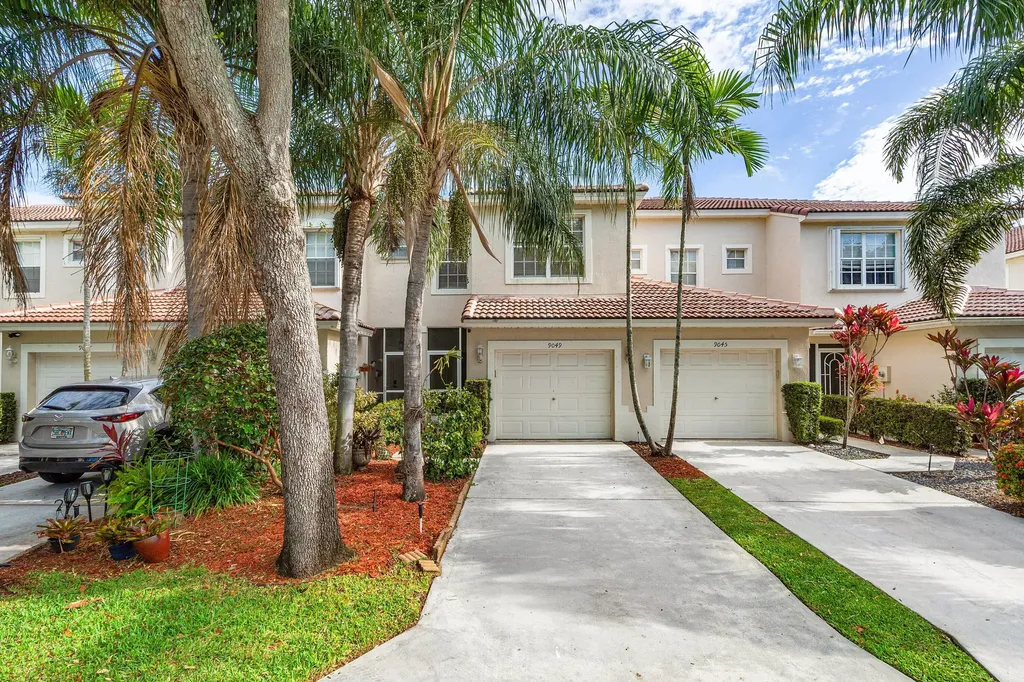 9049 Tremezzo Lane Boynton Beach FL 33472