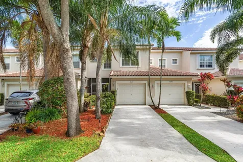 9049 Tremezzo Lane Boynton Beach FL 33472