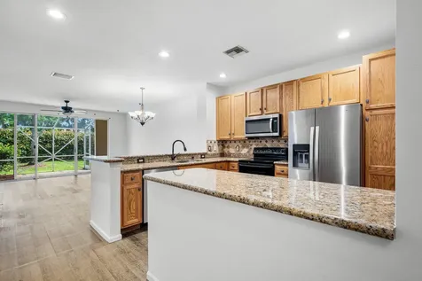 9049 Tremezzo Lane Boynton Beach FL 33472