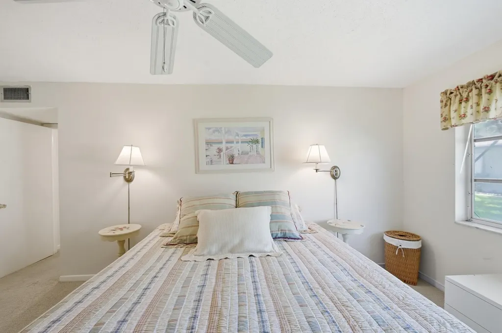 940 S Drive Terrace Delray Beach FL 33445